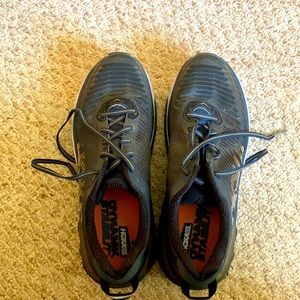 Hoka Arahi Size 11
